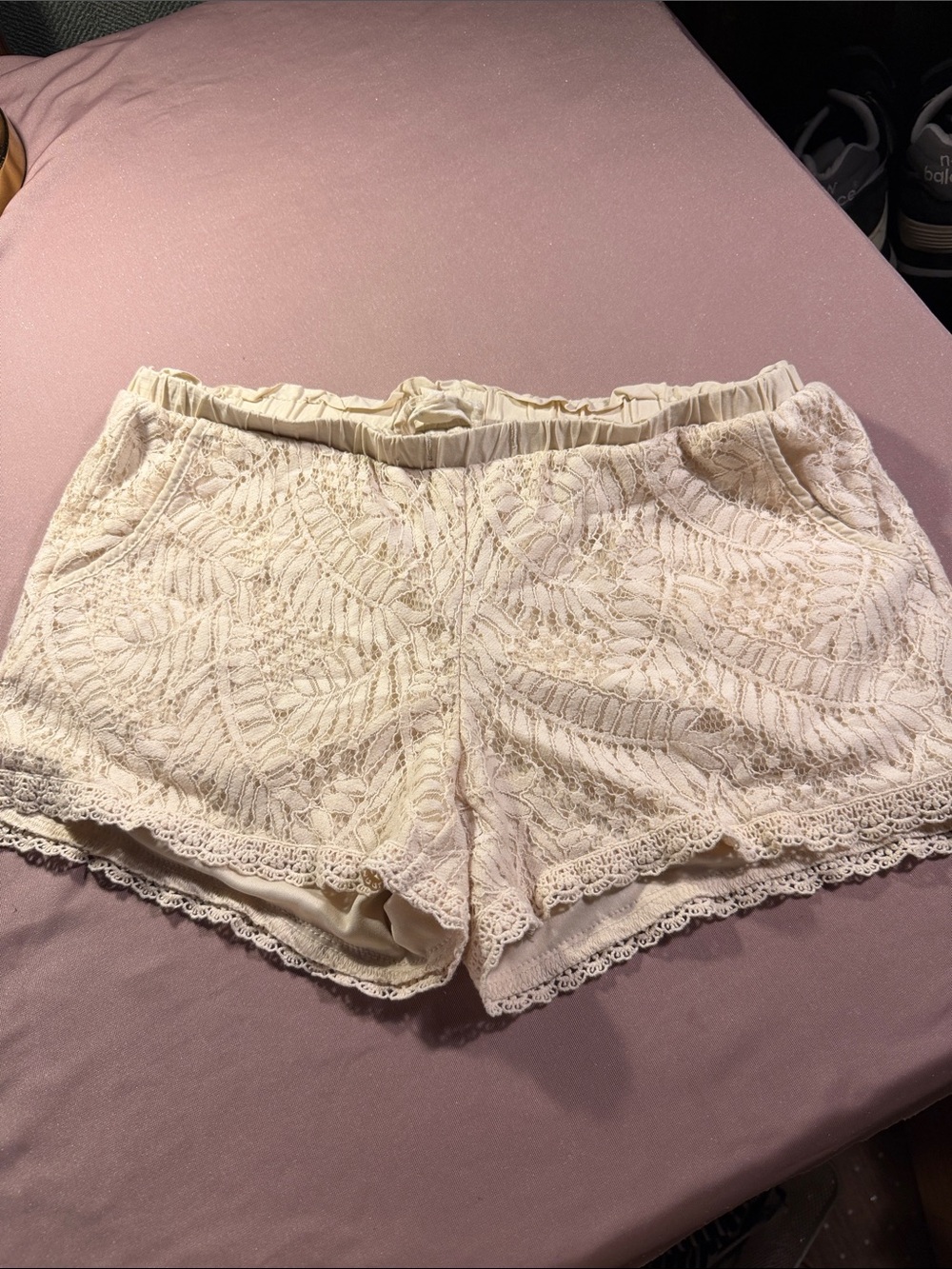 Jolt Ivory Lace Lounge Shorts